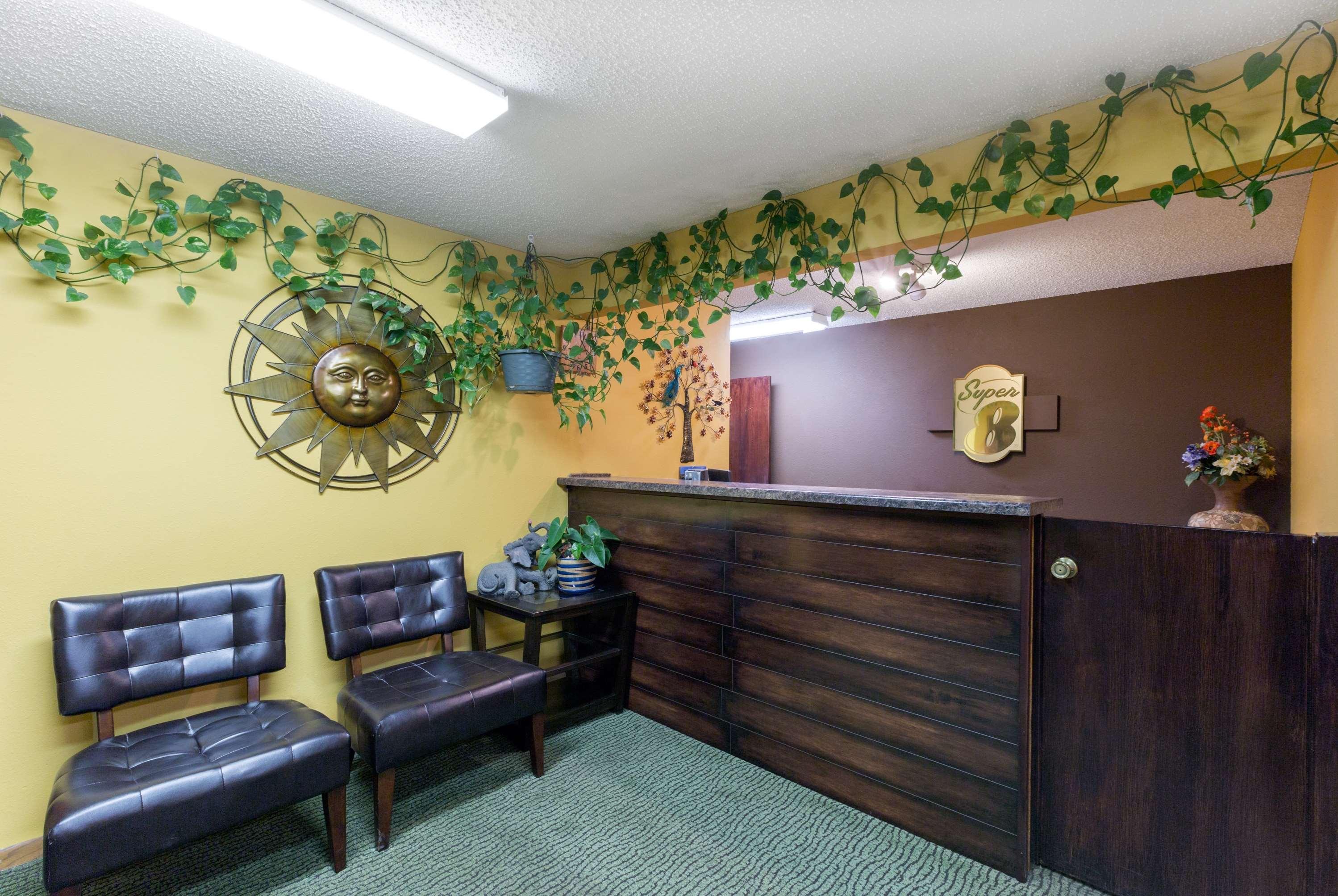Super 8 By Wyndham Perry Ia Hotel Luaran gambar