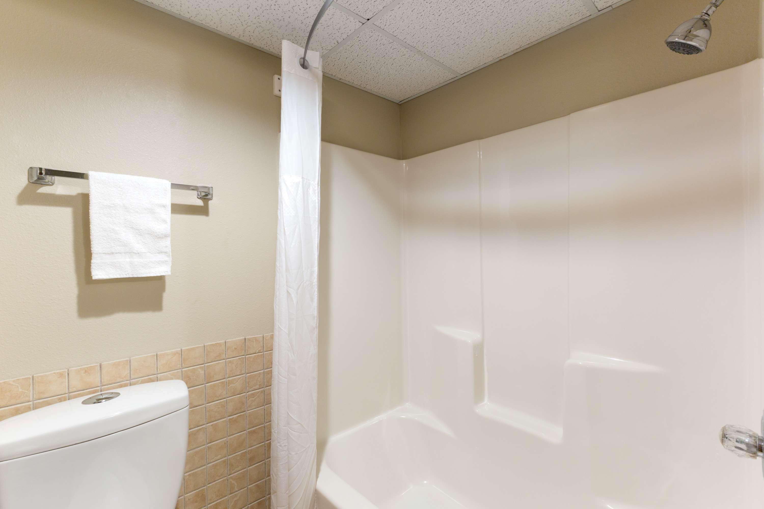 Super 8 By Wyndham Perry Ia Hotel Luaran gambar