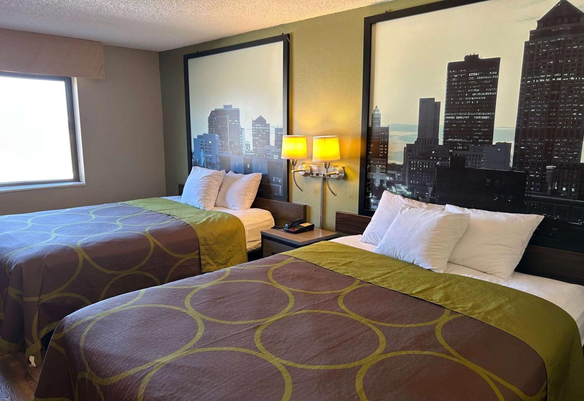 Super 8 By Wyndham Perry Ia Hotel Luaran gambar