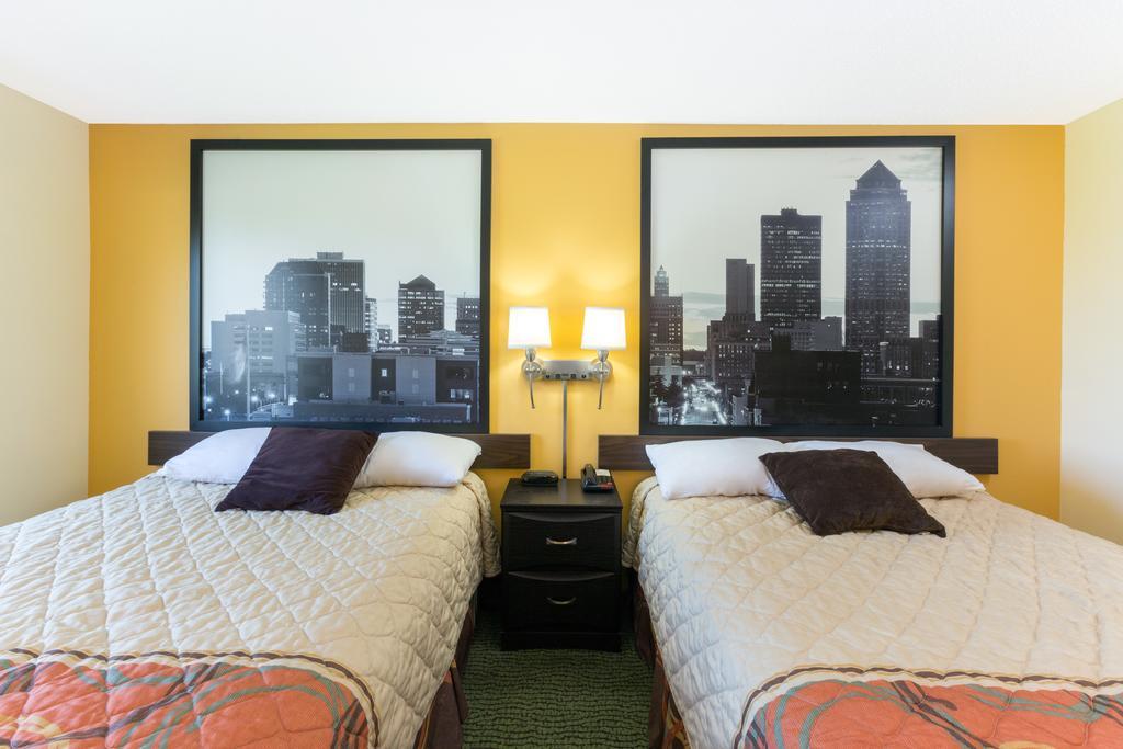 Super 8 By Wyndham Perry Ia Hotel Luaran gambar